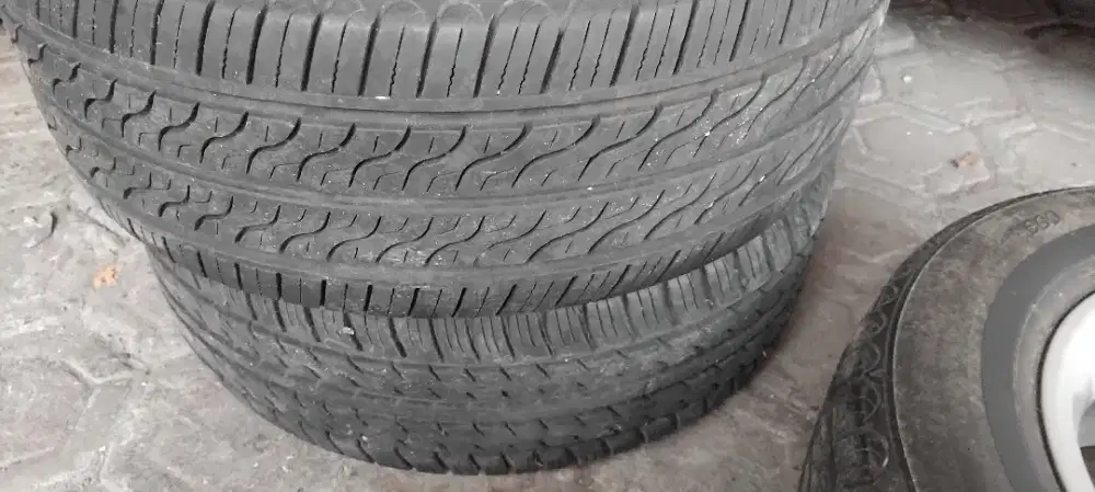 ban toyo 225/60/15