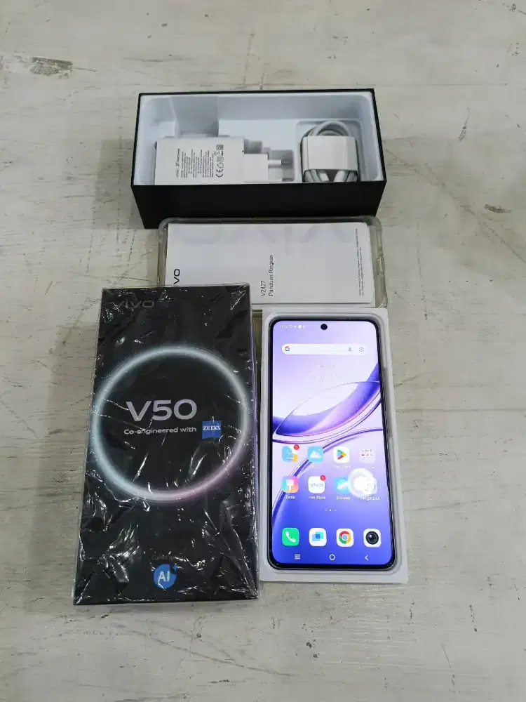 VIVO V50 12/256