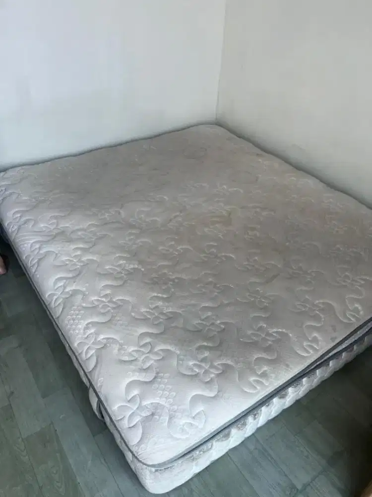 Kasur Springbed 180x200 Merk Virginia Bekas Preloved