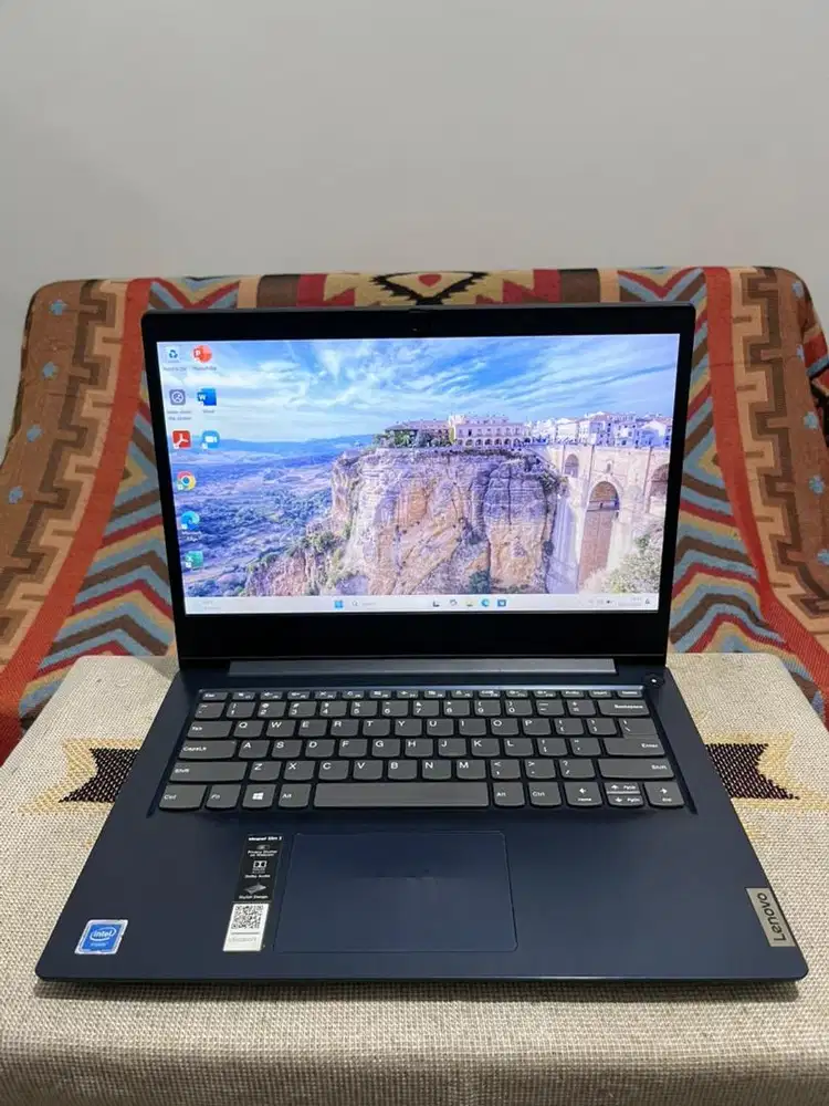 LENOVO IDEAPAD SLIM 3 INTEL N4020 RAM 4GB SSD 256GB