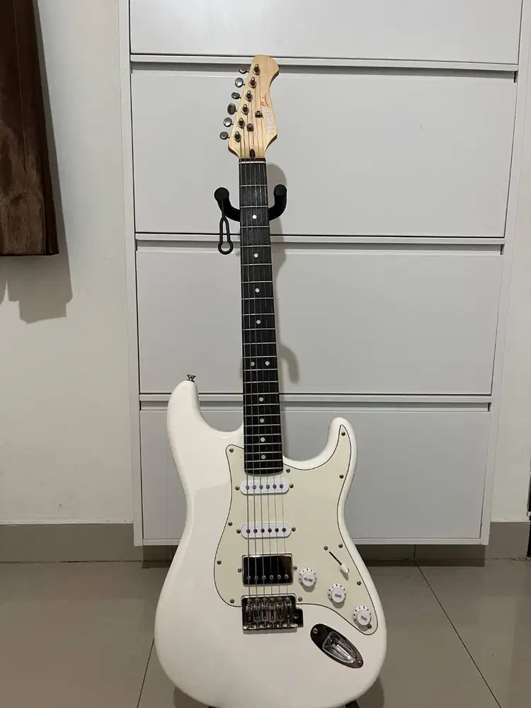 Jual Gitar Donner Seeker Series