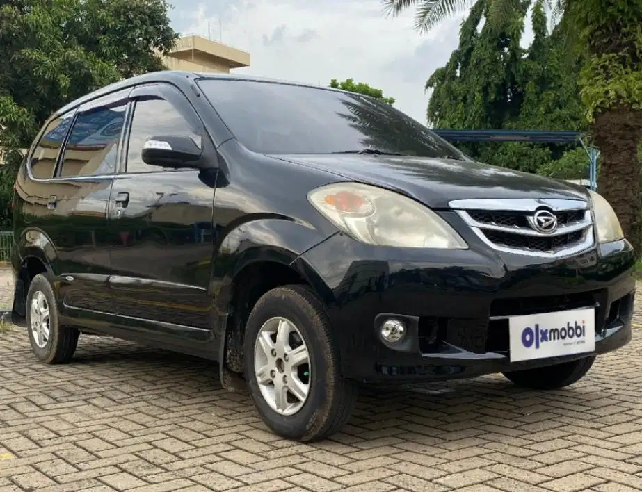 TDP 4,JT Daihatsu Xenia 1.0 Li Deluxe Bensin-MT Hitam 2011