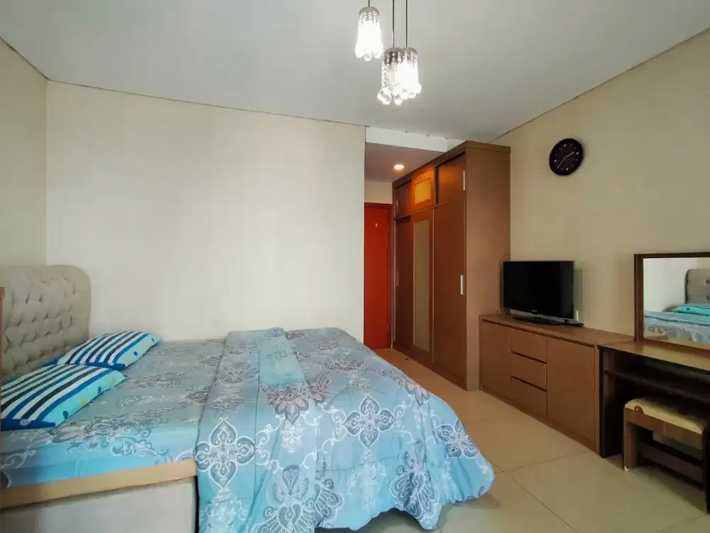 Apartemen Full Furnished 2 Kamar, 2Km.Mandi Thamrin Residences CBD