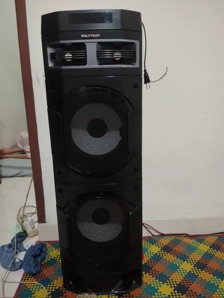 Di jual cepat speaker Polytron pas 10 DF22
