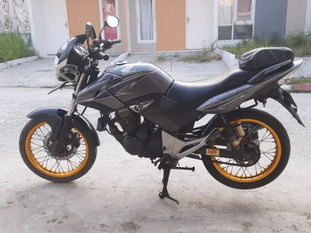 Honda tiger revo