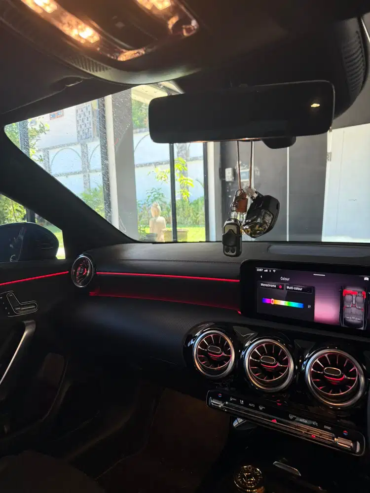 Mercedes-Benz CLA200 2023 Bensin