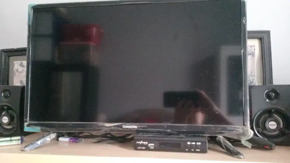 Tv changhong 24inc plus stb