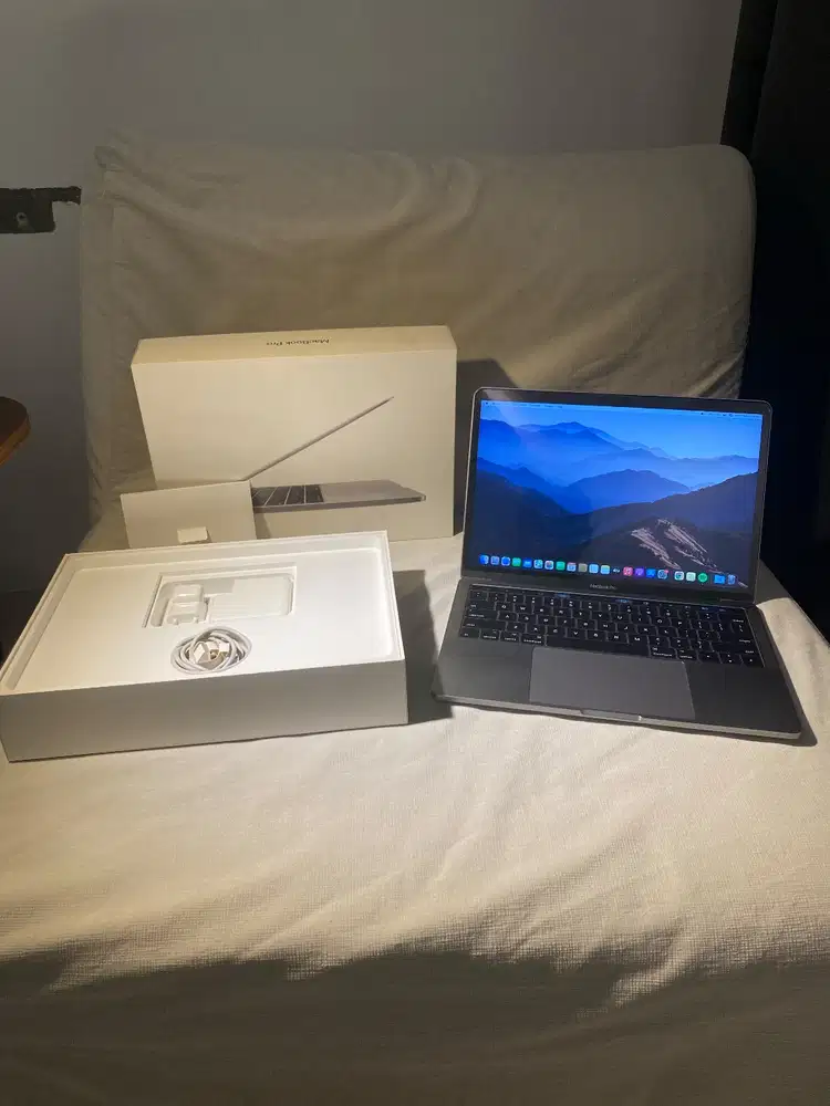 MacBook Pro 13” 2017 Touch Bar 512GB