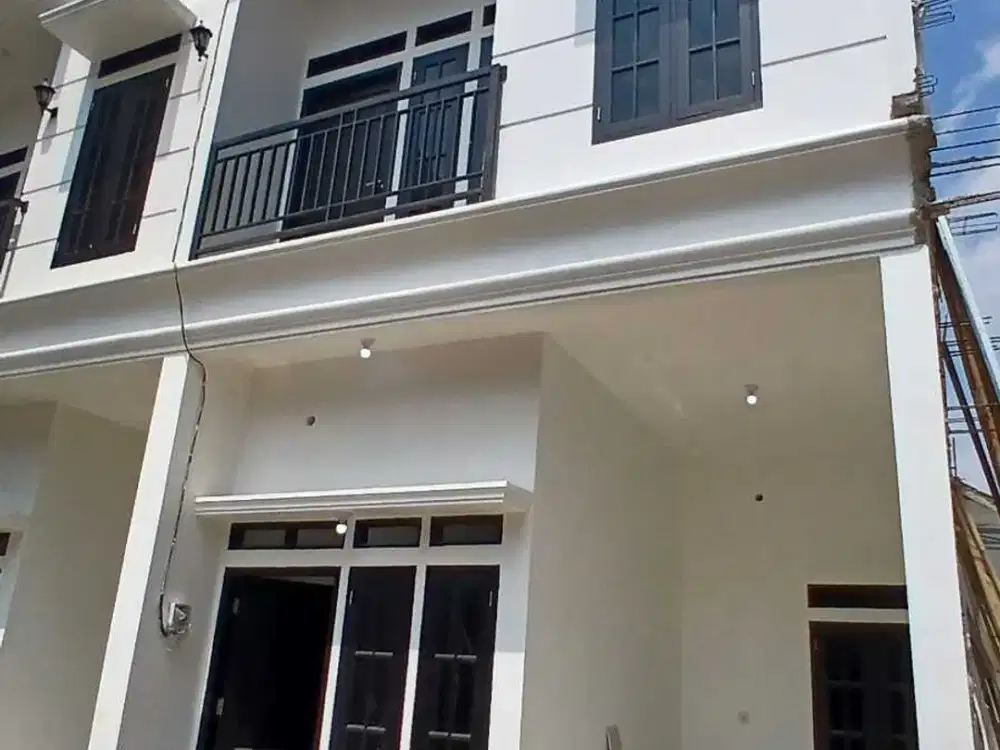 DIJUAL RUMAH BARU MODERN 2,5LANTAI DLM CLUSTER SHM PBG CONDET JAKTIM