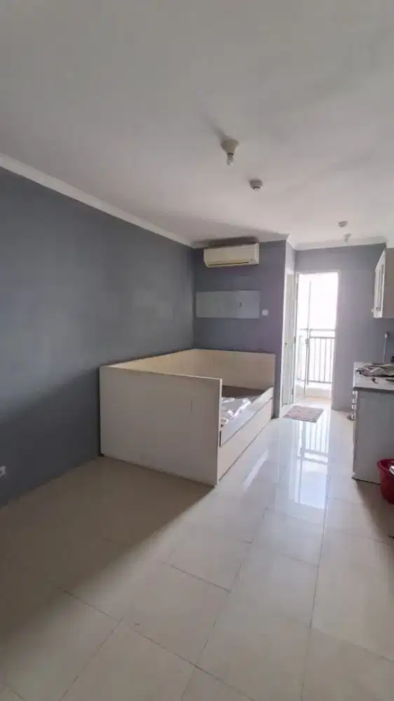 Disewakan Studio UF + kitchen set Apartemen Bassura City