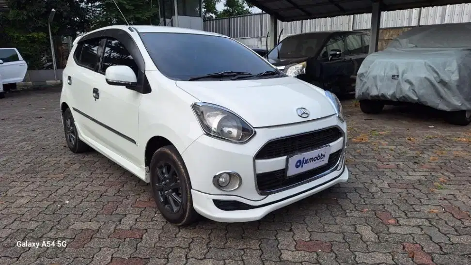DP RENDAH Daihatsu Ayla 1.0 X Bensin-MT 2016 SKT B