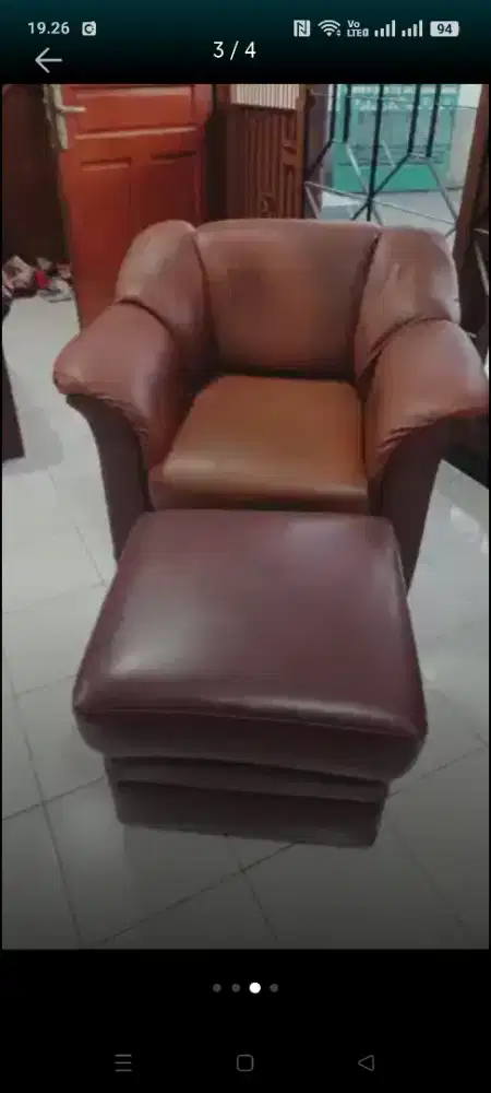 Sofa dan meja total 5 termasuk meja