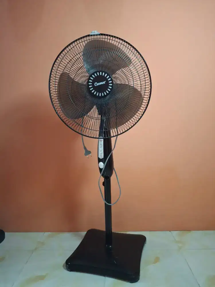 Kipas Angin Merk Cosmos