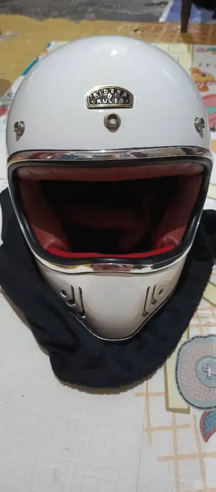 Helm riders & rules original