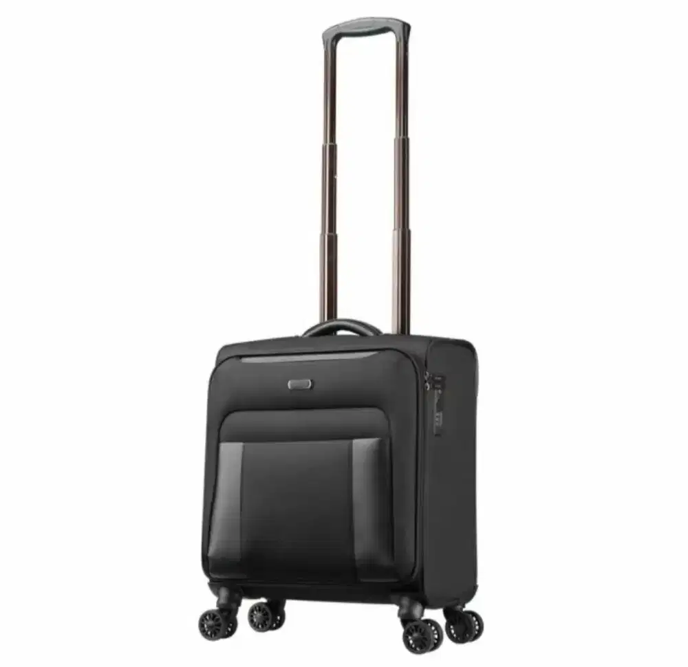 American Tourister tote bass