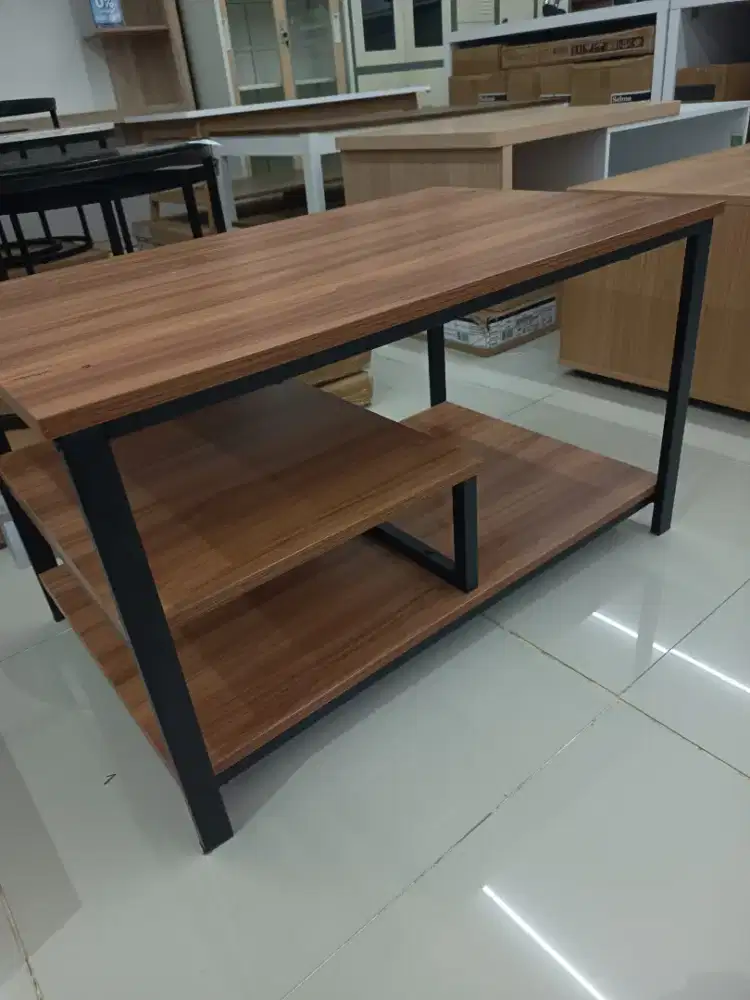 Meja coffetable selma