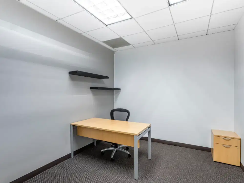 Regus - Menara Caraka (Kantor Pribadi 1 Orang)