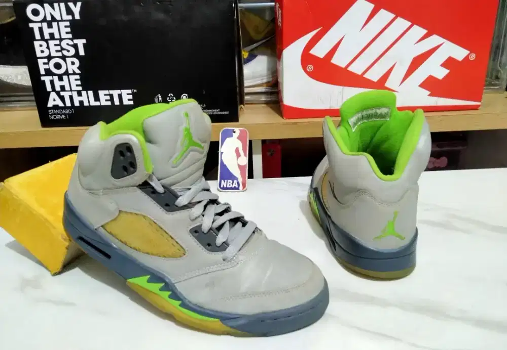 Sepatu Basket Nike Jordan Retro 5 Green bean