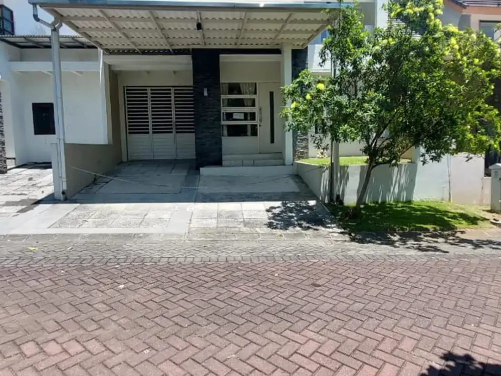 DiJual/Sewa Rumah Eastwood Regency