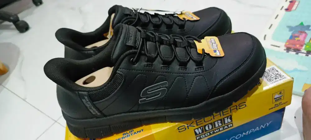 Skechers slip-in ori no 45,5