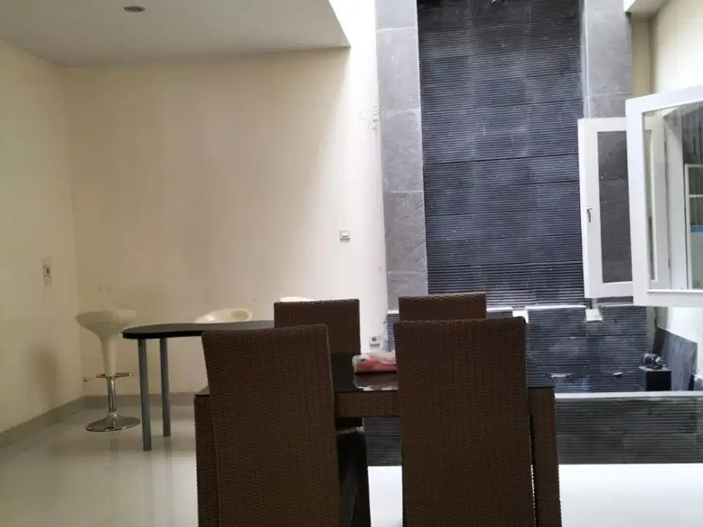 Dijual Rumah Permanen Siap Huni di Banyaksumba Kota Baru Parahyangan Bandung