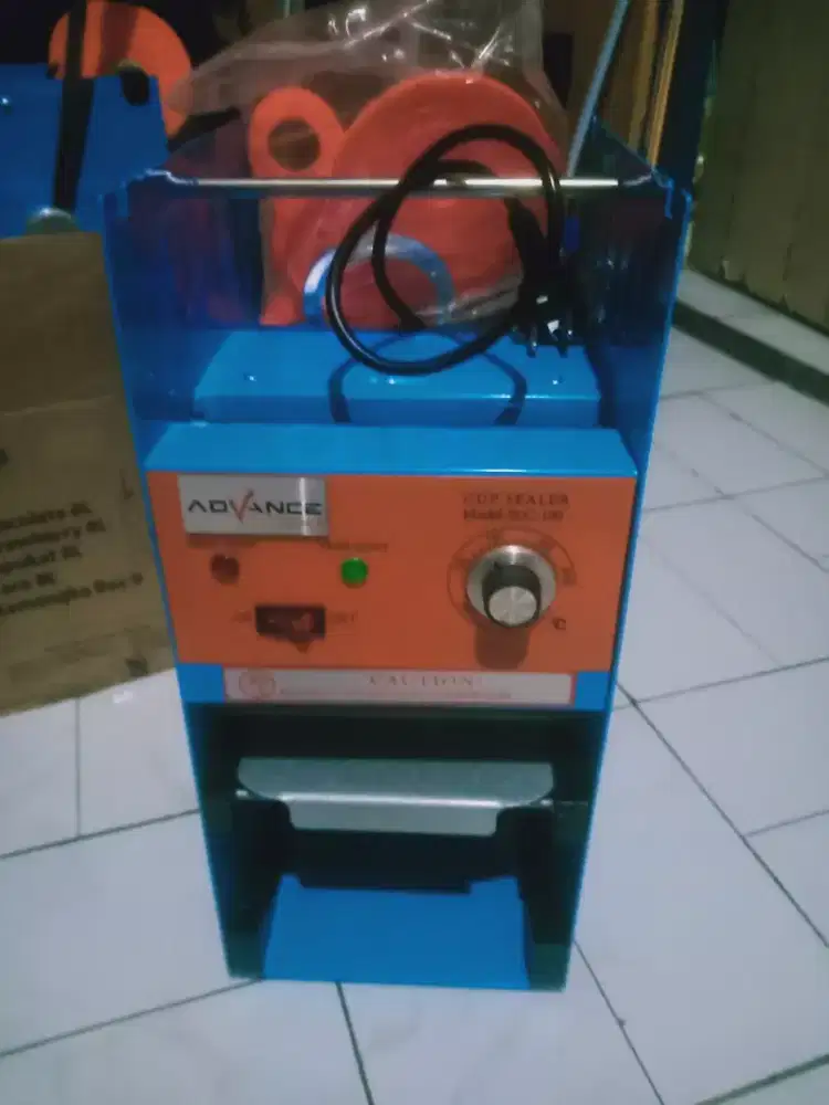 mesin pres cup minuman