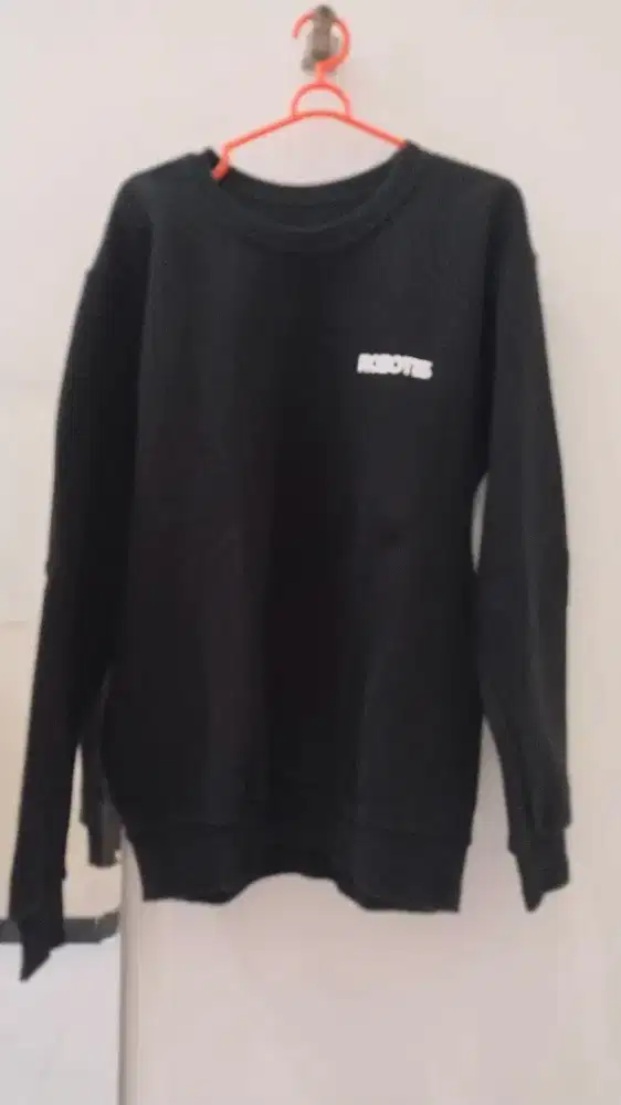 Crewneck Robots