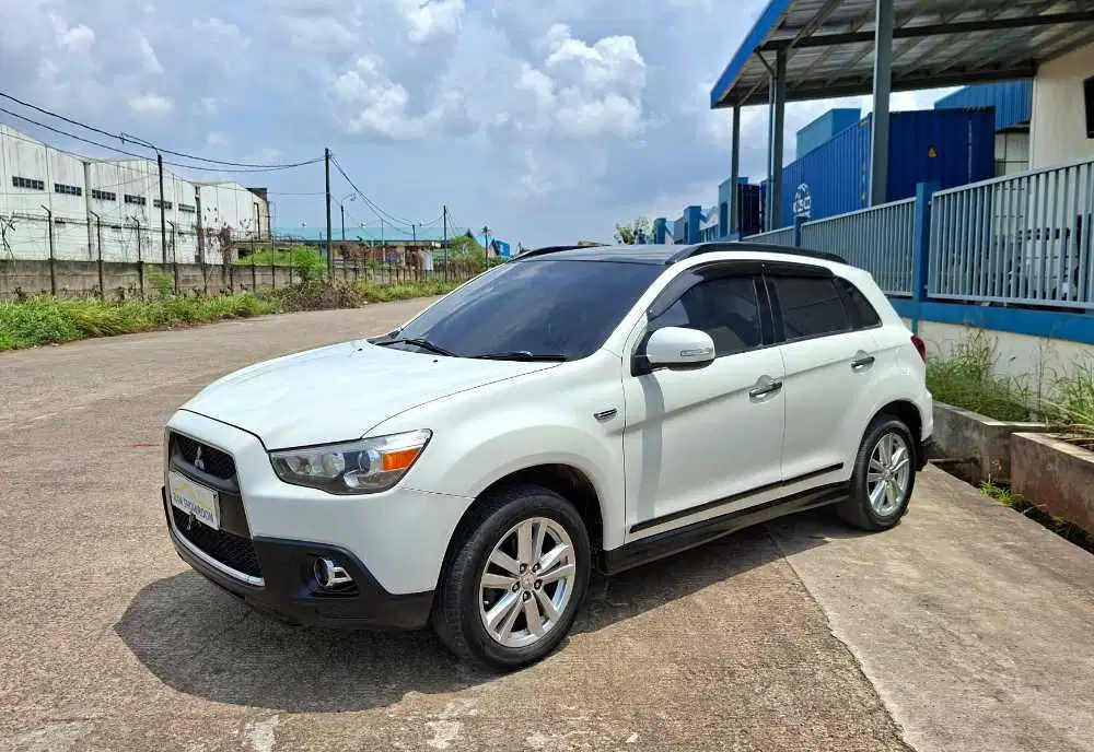 MITSUBISHI OUTLENDER 2.0 AT 2012