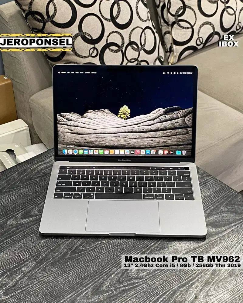 MACBOOK PRO TOUCHBAR 2019 I5 8/256GB MV962 MULUS ORIGINAL GARANSI