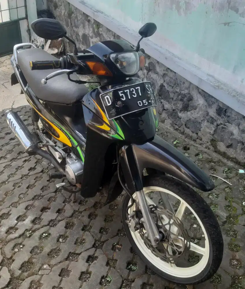 Yamaha Vega R Old