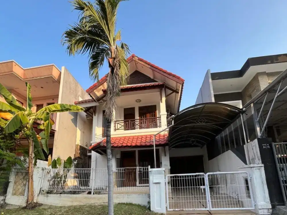 disewakan rumah pakuwon city