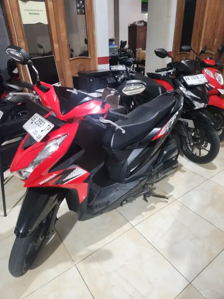 Beat f1 2023 merah hitam Gbm bisa tunai atau kredit