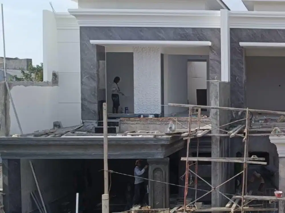 DIJUAL RUMAH BARU GRESS MEWAH DI ARAYA 2 SURABAYA