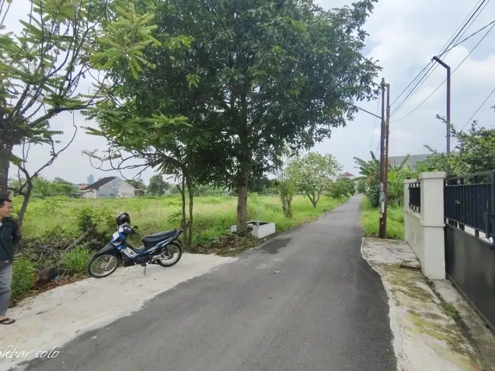 Tanah area kampus atmi ums solo