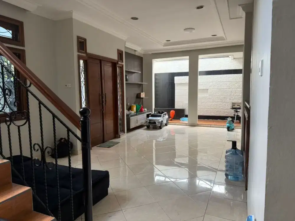 Dijual Rumah Hook 2,5 Lantai di Kemang Pratama 3 Bekasi – Siap Huni & Lokasi Strategis