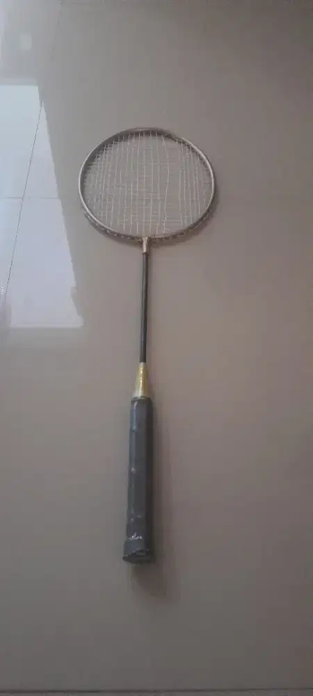 Jual raket badminton gak bisa jauh-jauh