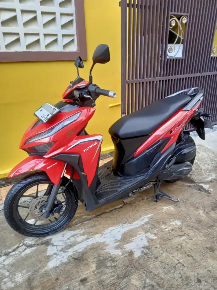 Vario 125 new CBS tahun 2019 surat2 fullset pajak isi pakean pribadi