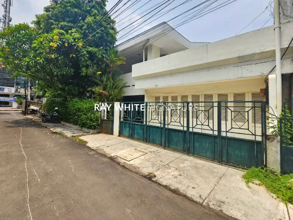 Dijual Dua Rumah Hitung Tanah Hook , SHM Di Cempaka Putih Tengah Jakarta Pusat