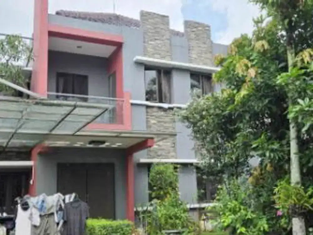 Rumah karawaci, bagus, jalan lebar, tenang dan asri di Tangerang