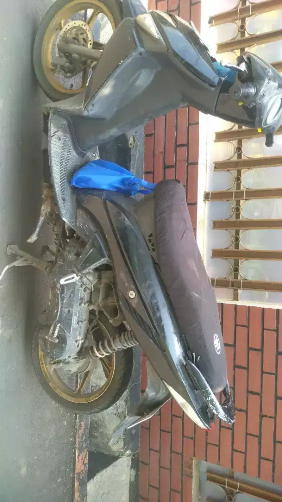 Vario 110 karbu ss yp