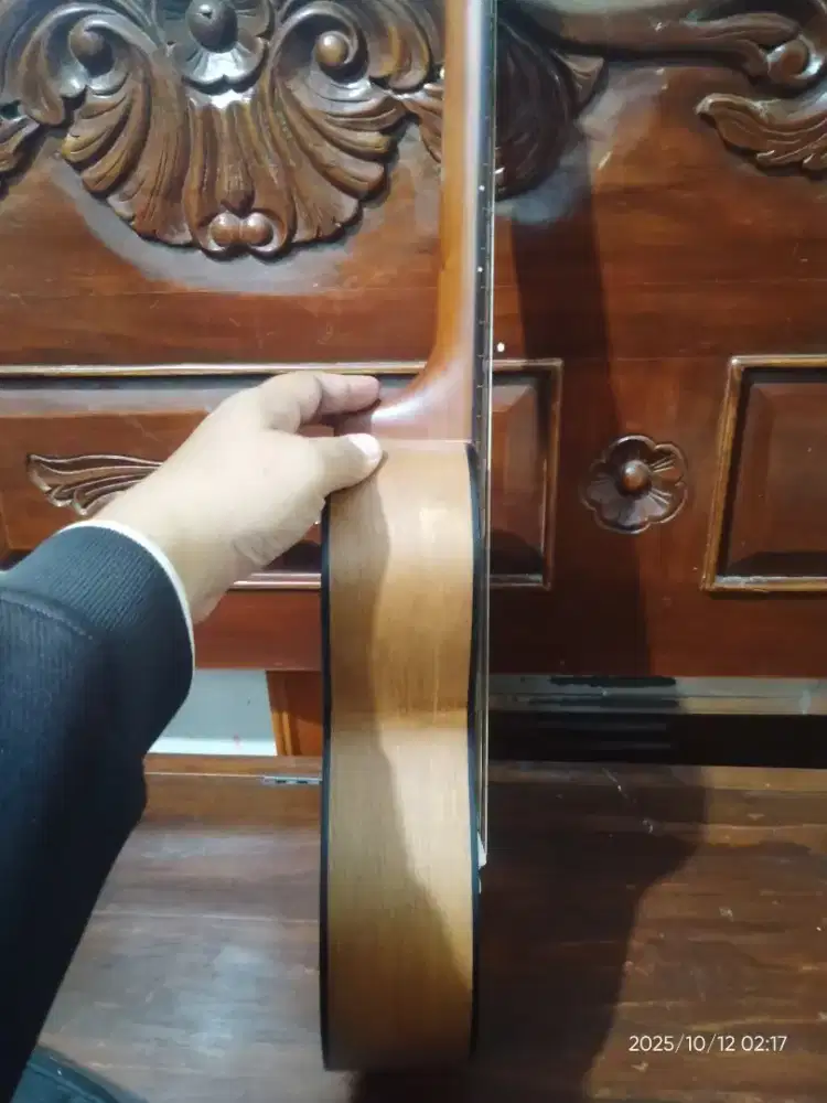 Dijual gitar yamaha Guitalele GL1