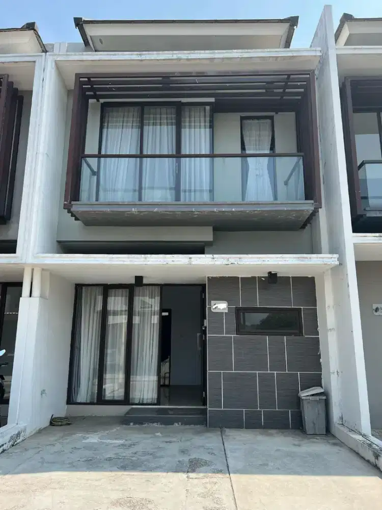 Rumah Bagus Siap Huni di Cluster Greenwood, Golden City, Bekasi