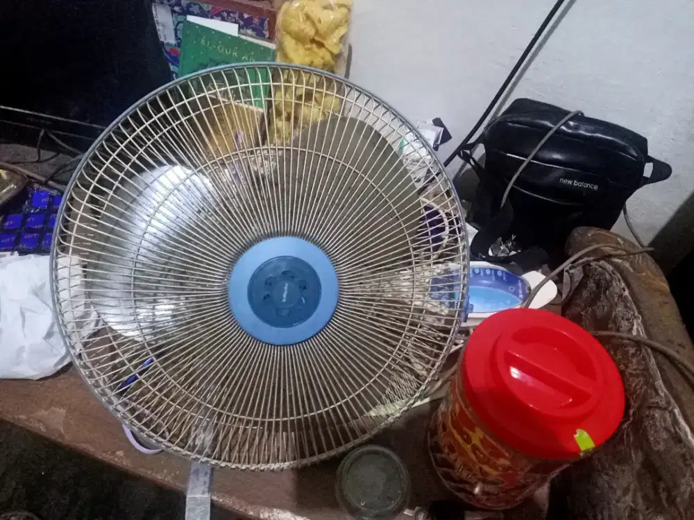 Di jual aja yg butuh dan minat di Akai di dlm dan di luar ruangan
