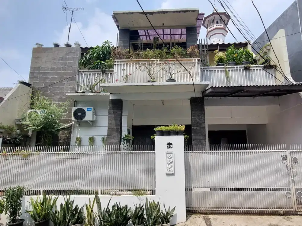 Dijual Rumah Cantik Siap Huni Furnished Lokasi Strategis di Rawamangun