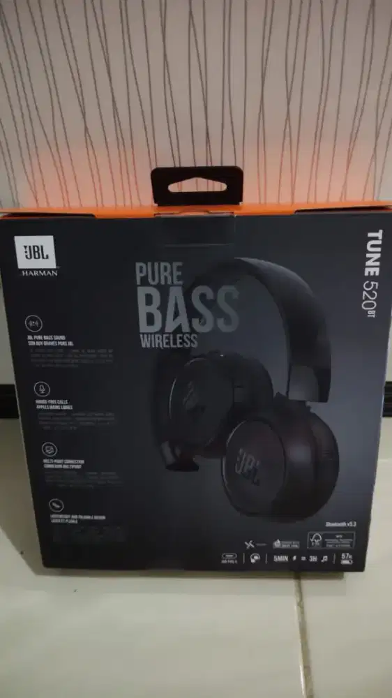 JBL HEADSEAT 520 BT