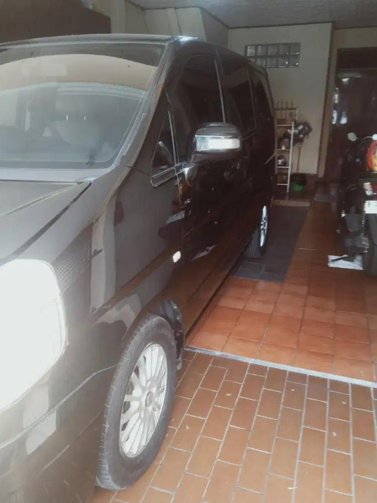 Nissan Serena 2009 Bensin