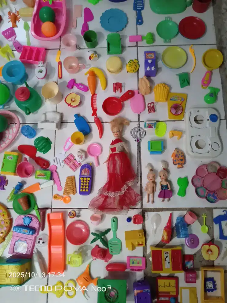 Mainan anak-anak masak-masakan