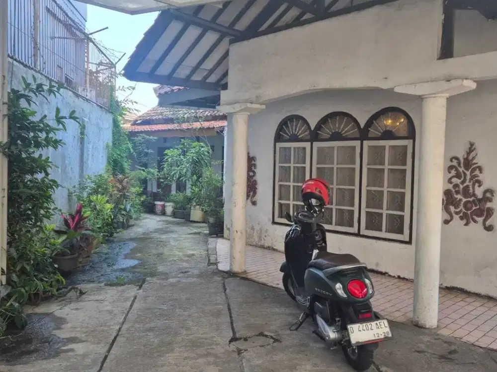 DIJUAL RUMAH NYAMAN & LUAS  CIMAHI TENGAH