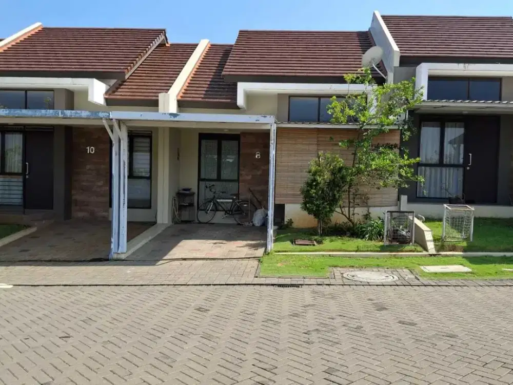 Dijual Rumah di Kota Baru Parahyangan, Minimalis View Taman + Danau