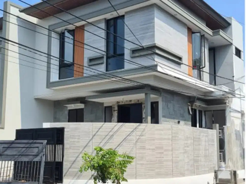 Rumah Baru Gress Posisi Hook Nginden Intan Timur